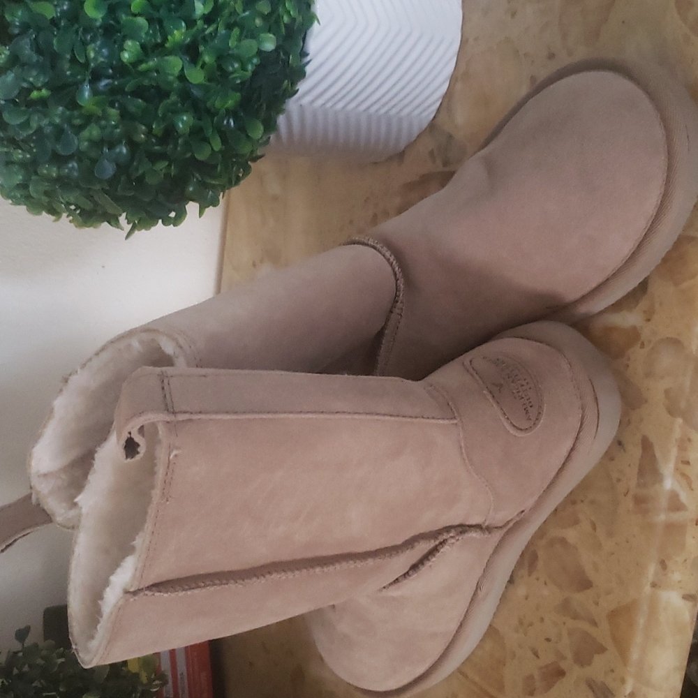 American Eagles boots